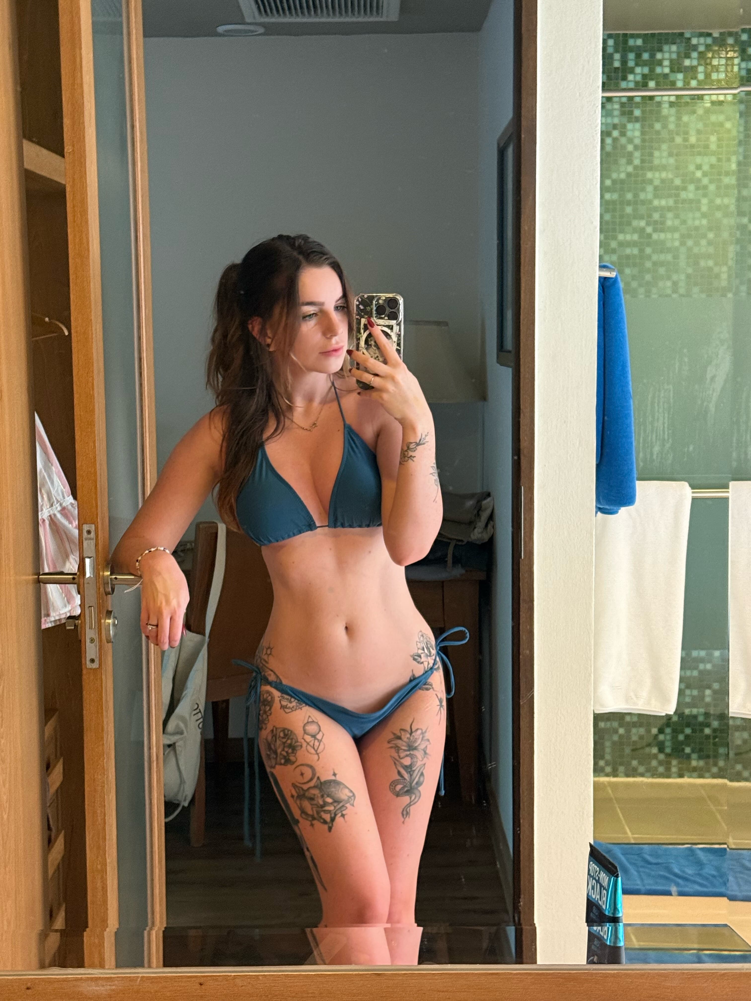 RyliePink Official 🖤