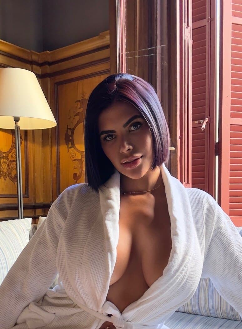 Sheila Ortega ONLINE 💖 🤳😈