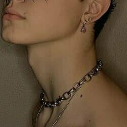 S E B A S T I A N . G R E Y