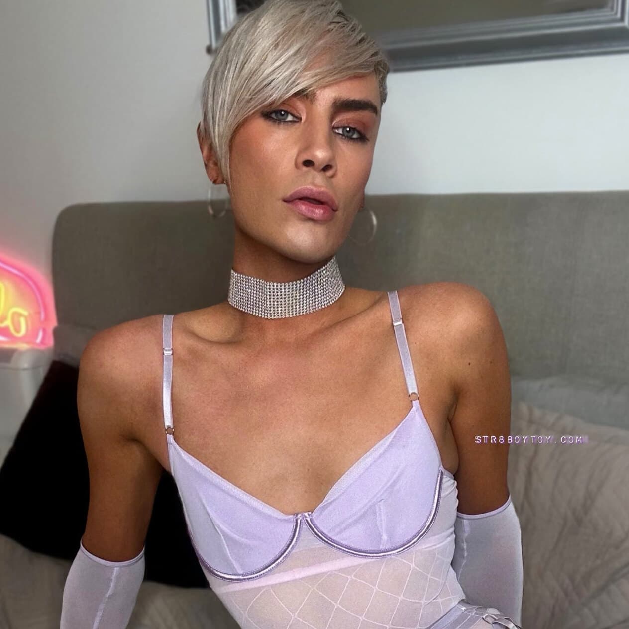 STR8BoyToy 🍑 𝓣𝓱𝓮 𝓠𝓾𝓮𝓮𝓷 𝓸𝓯 𝓓𝓲𝓼𝓬𝓻𝓮𝓮𝓽