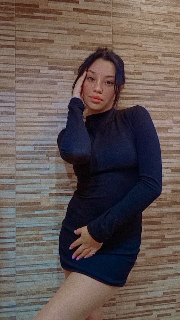 Sweet and hot girl❤️