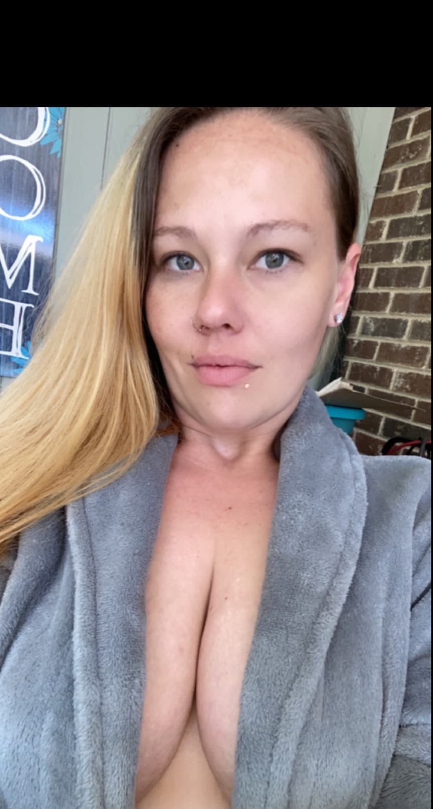 Brooke The Blonde bombshell