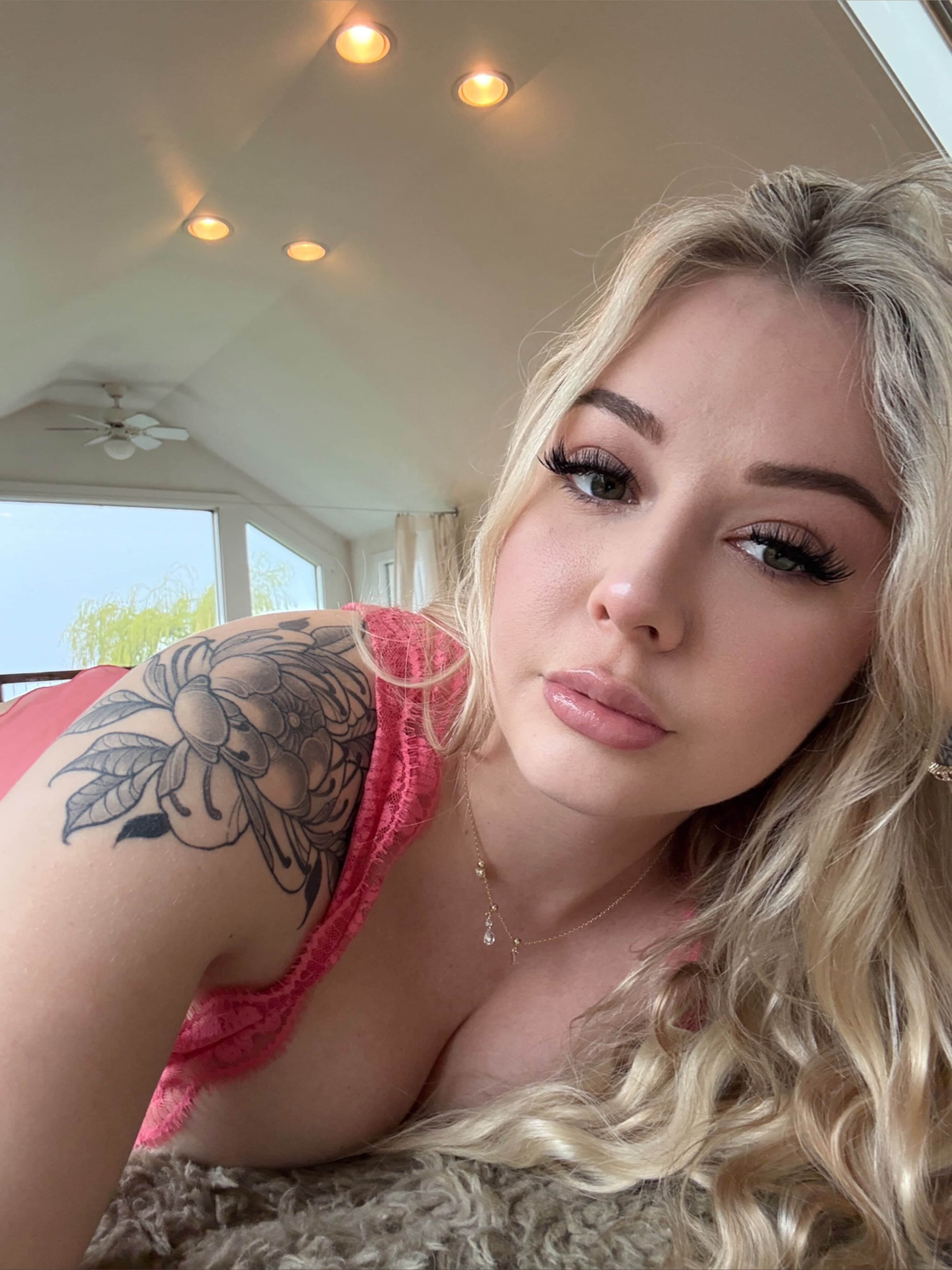 𝐋𝐮𝐜𝐤𝐲’𝐬 𝐕𝐈𝐏