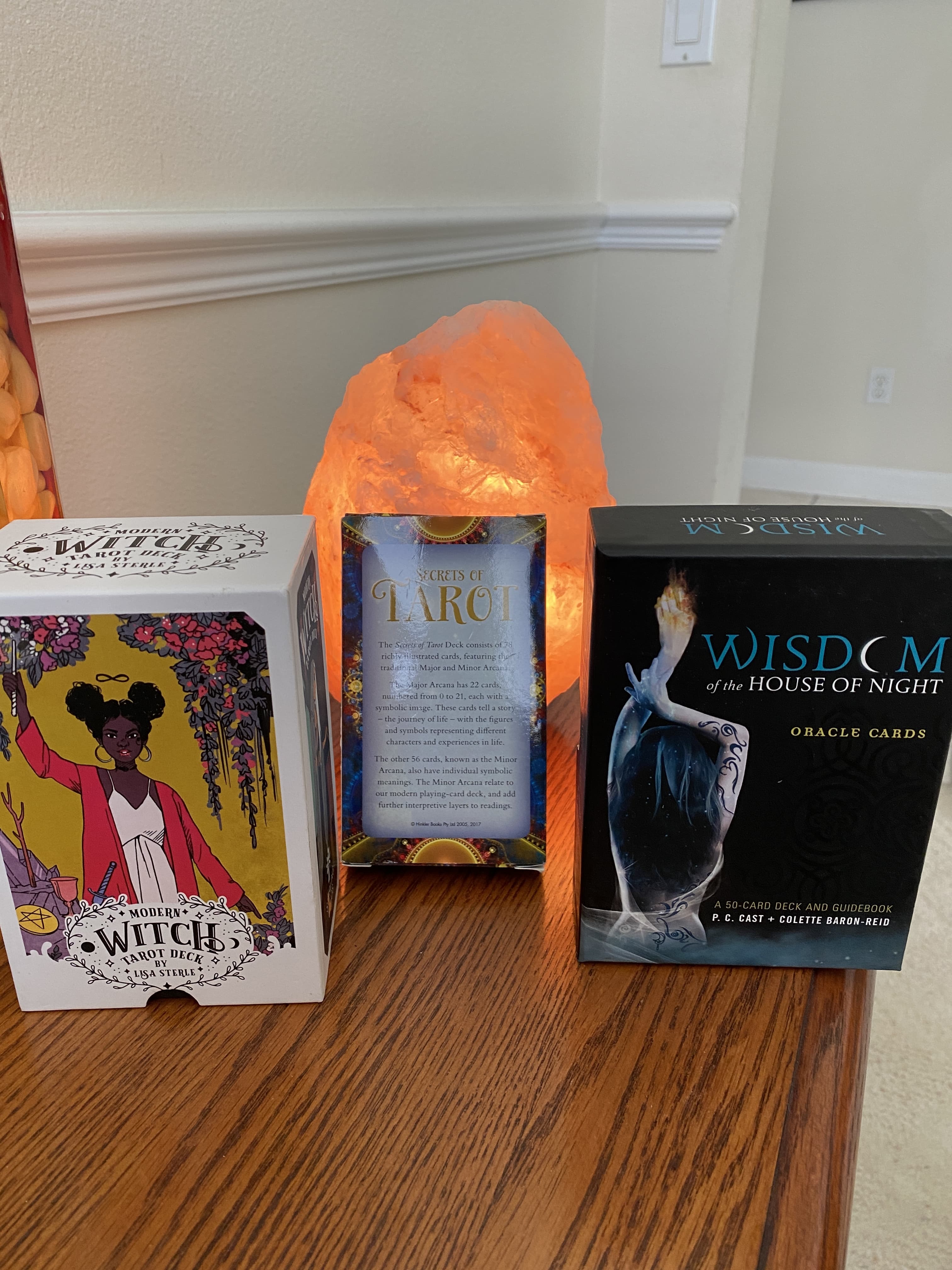 The Stars and Signs Astrology &amp; Tarot