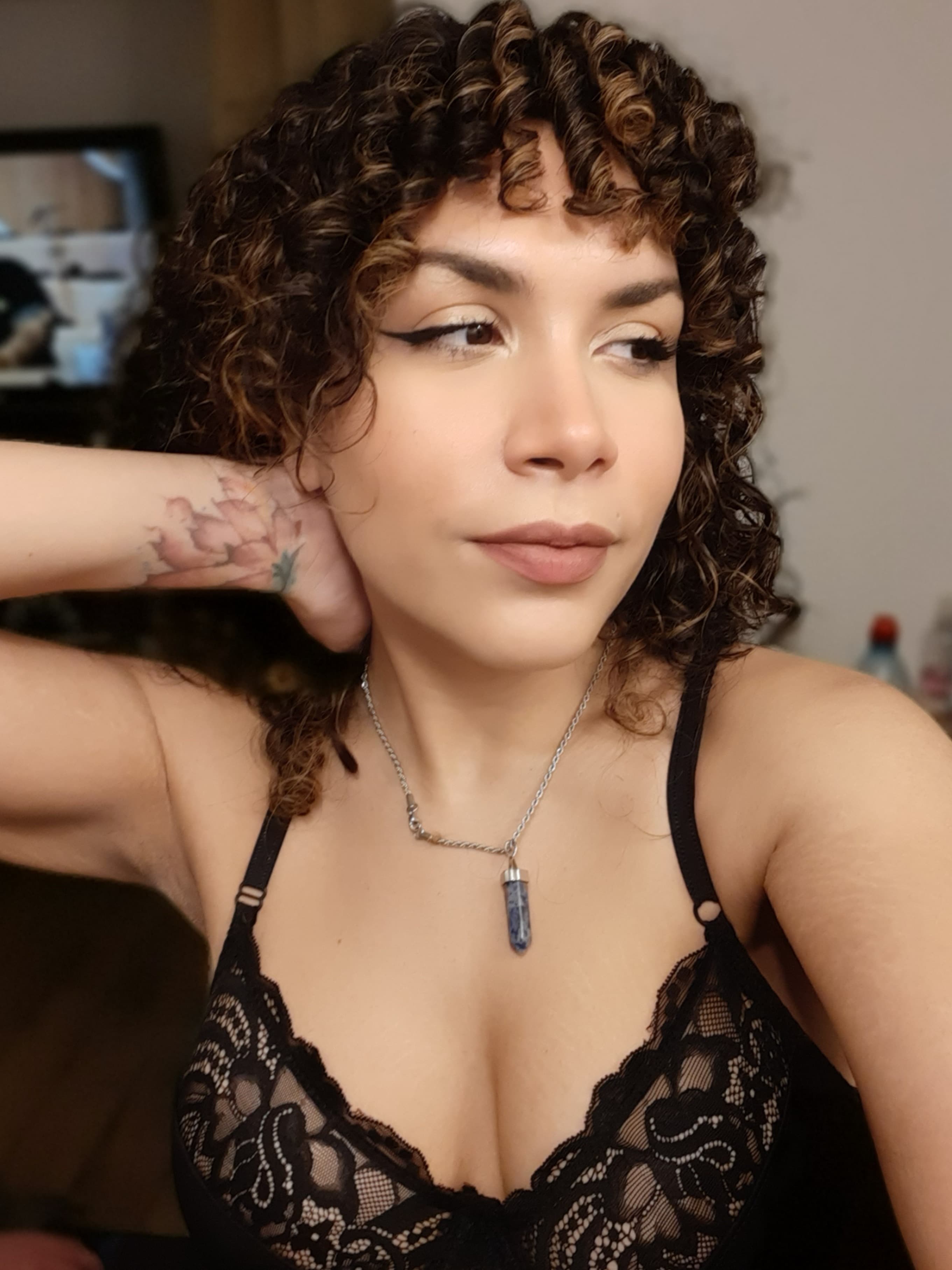 🖤Mia trippy bixxxie 420👅🔥