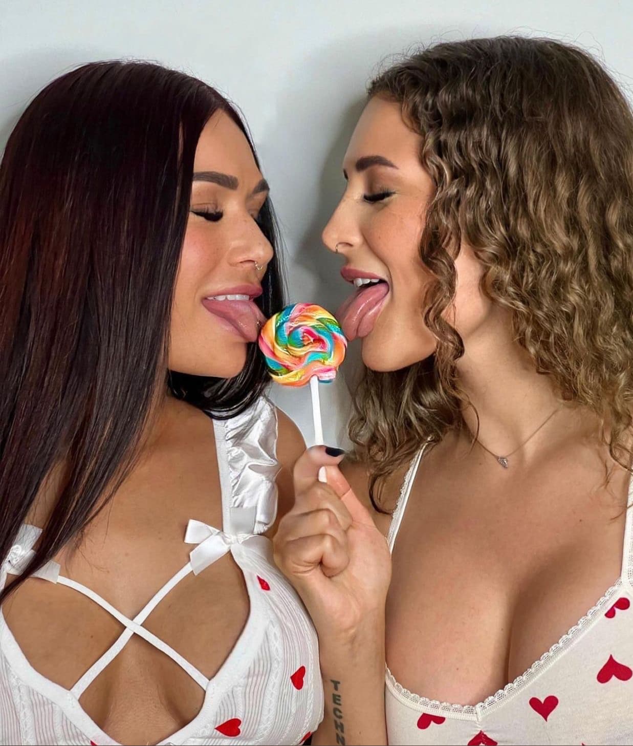 Angel &amp; Kate👯‍♀️💕