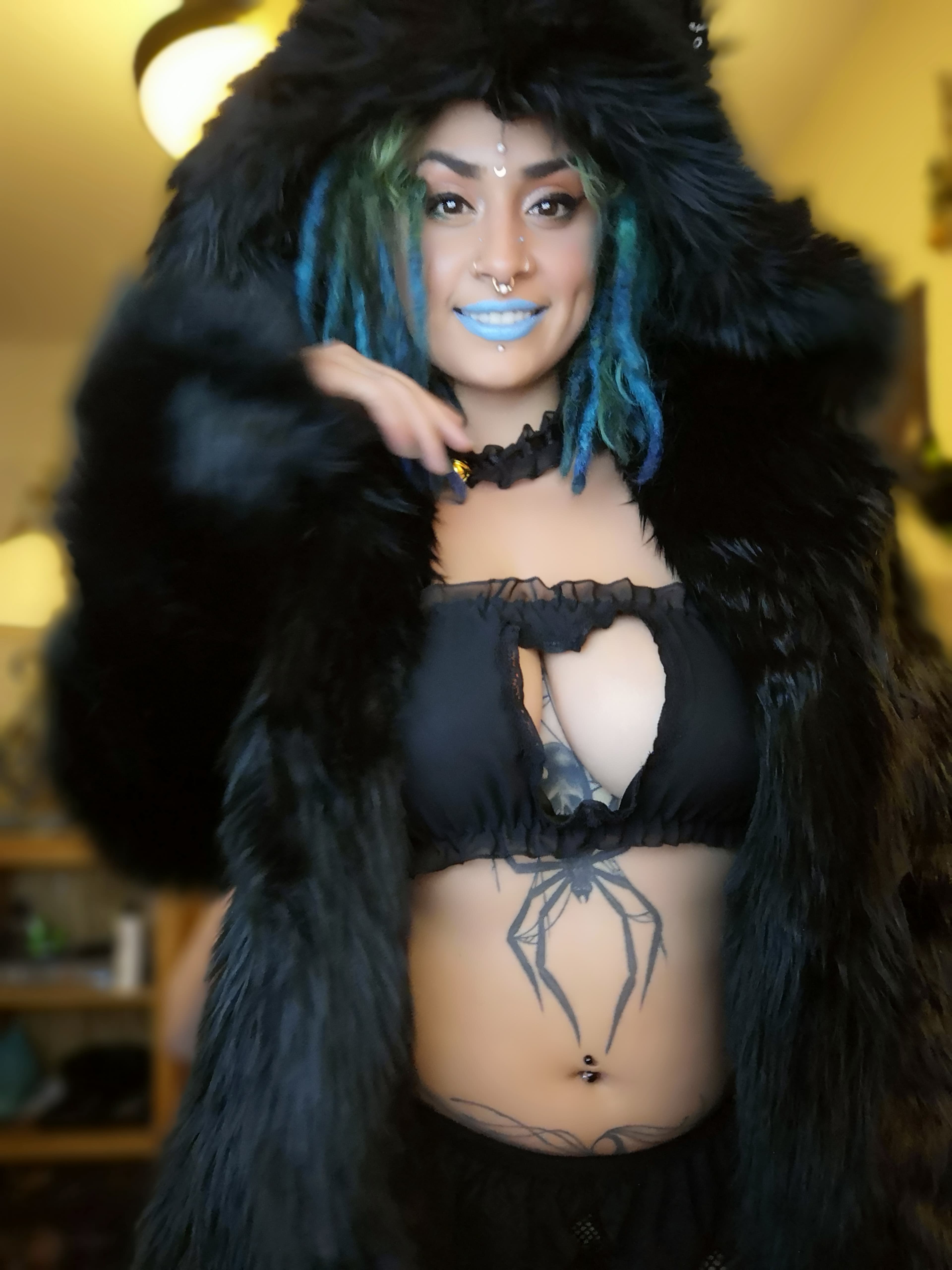 Enchanting🖤Raven🕷️