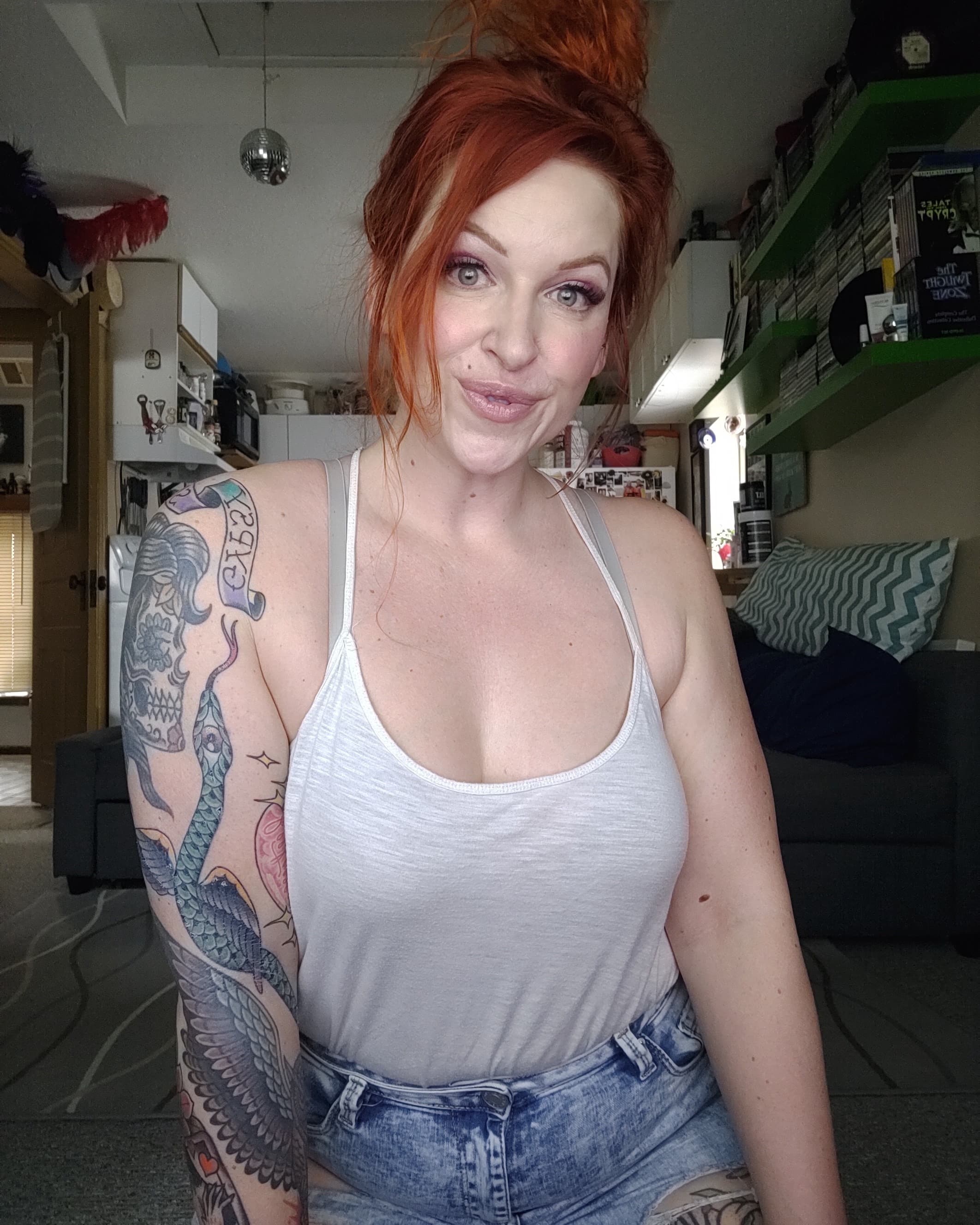 Bee's Hive Mind 🐝