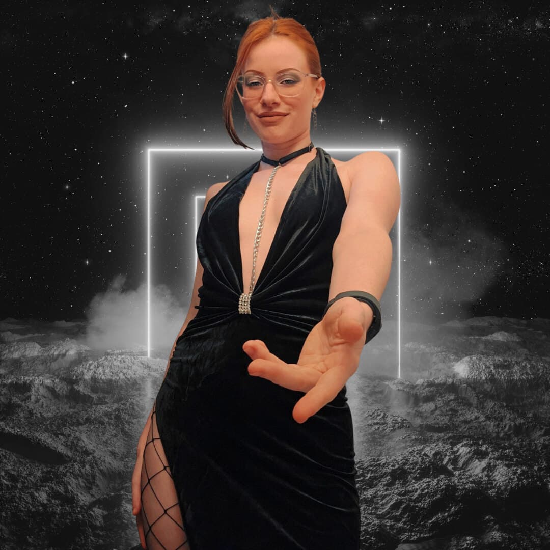 𝓜𝓲𝓼𝓼 𝓥𝓪𝓶𝓹𝓲𝓻𝓮