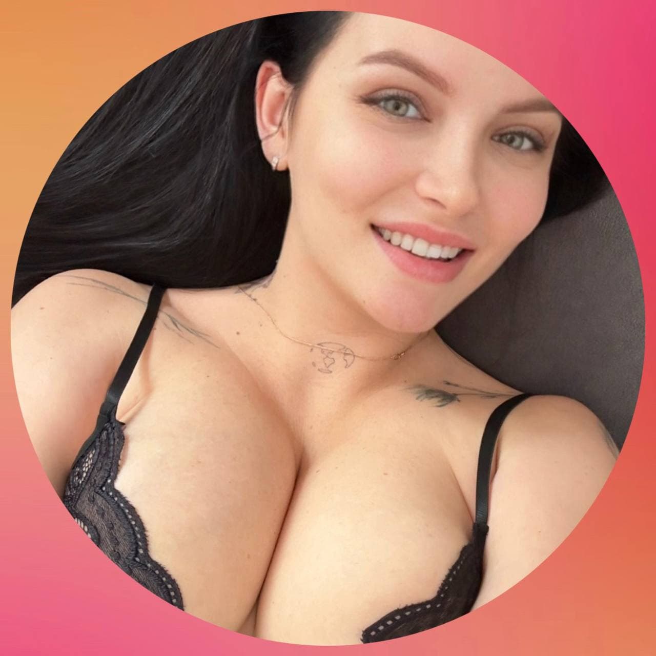 𝐕𝐞𝐫𝐨𝐧𝐢𝐜𝐚 𝐂𝐨𝐱𝐱𝐱