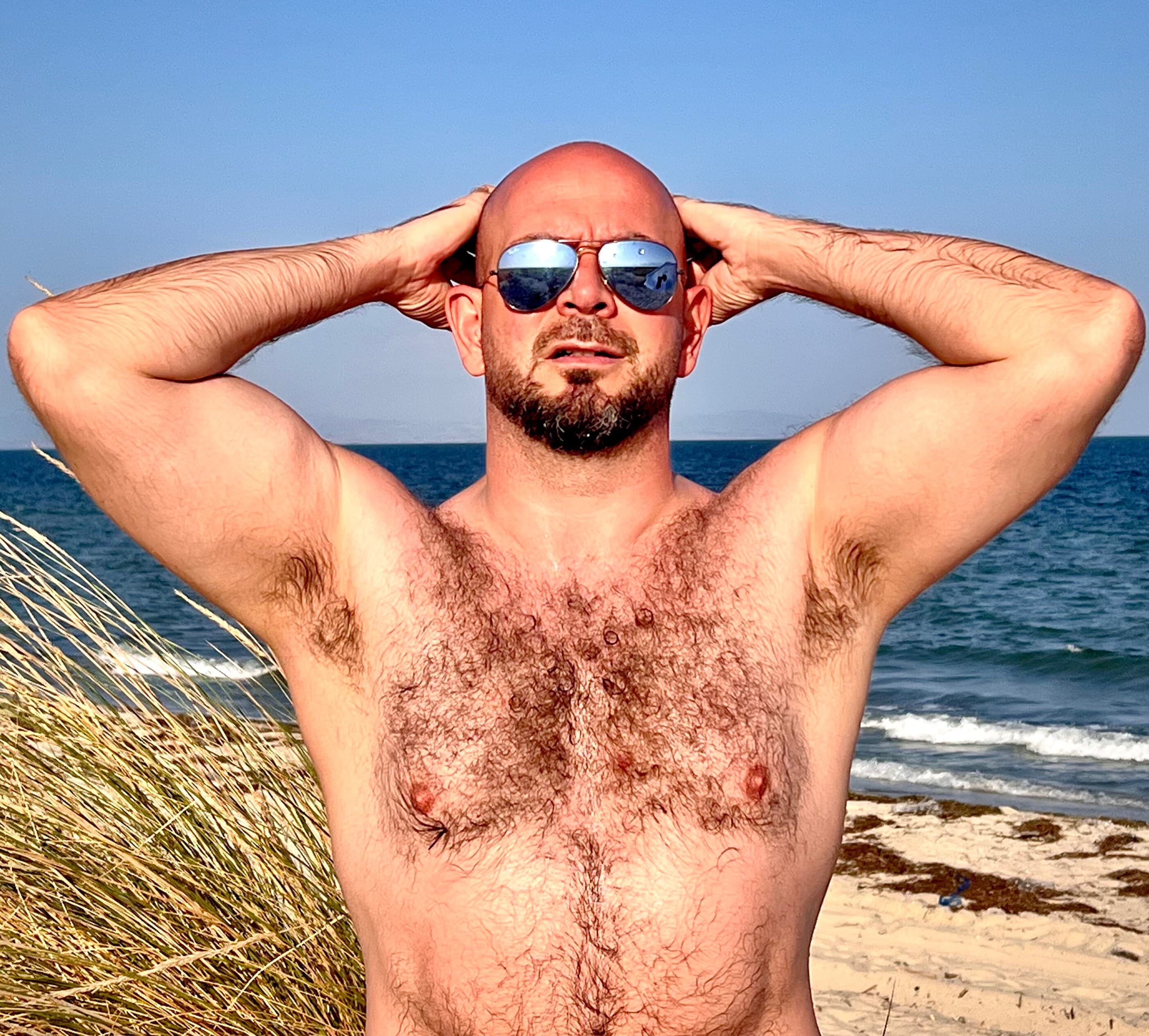 🅵🆄🆁🆁🆈🅾🆂🅾