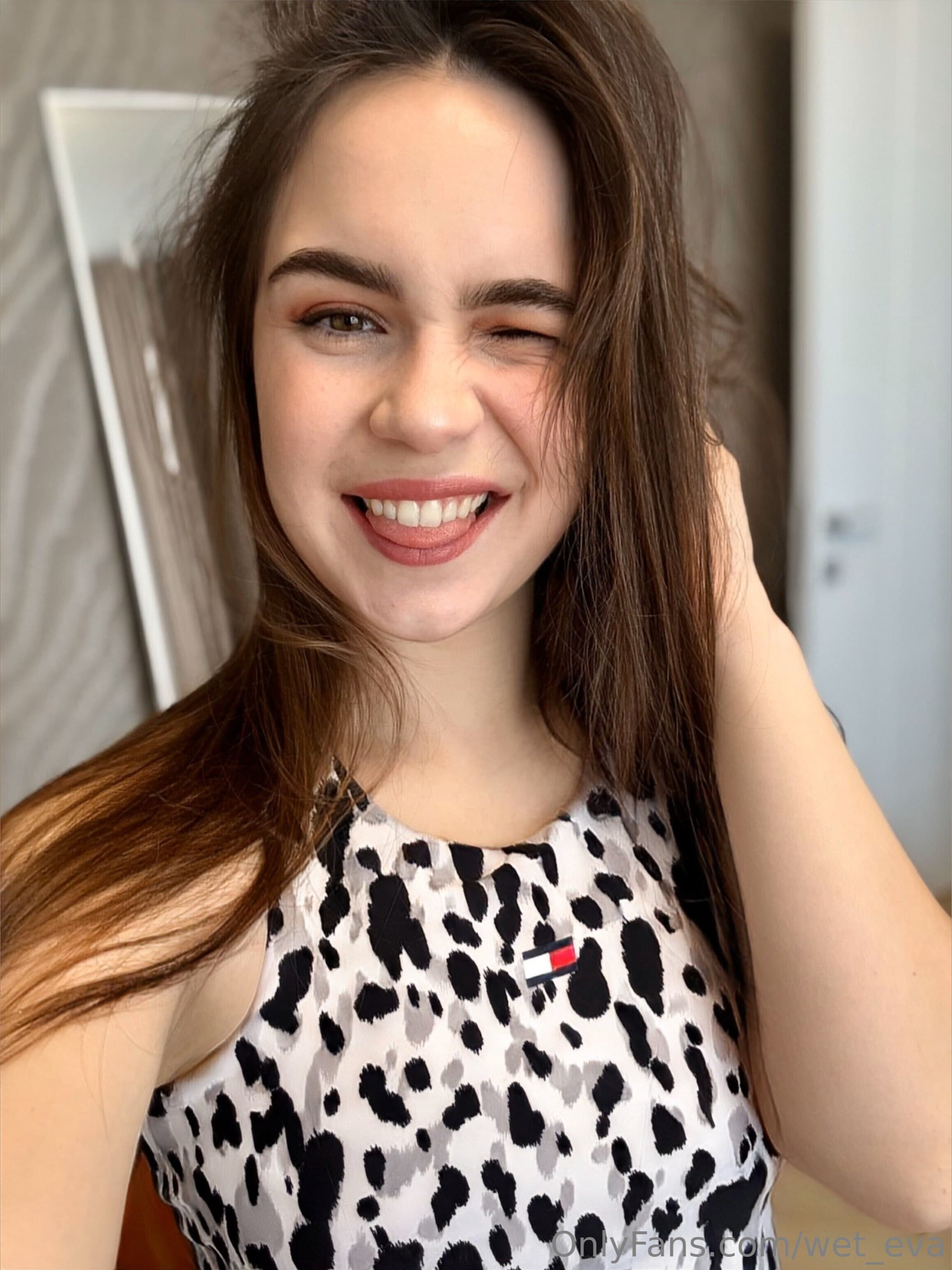 𝐄𝐯𝐚 🌹💦