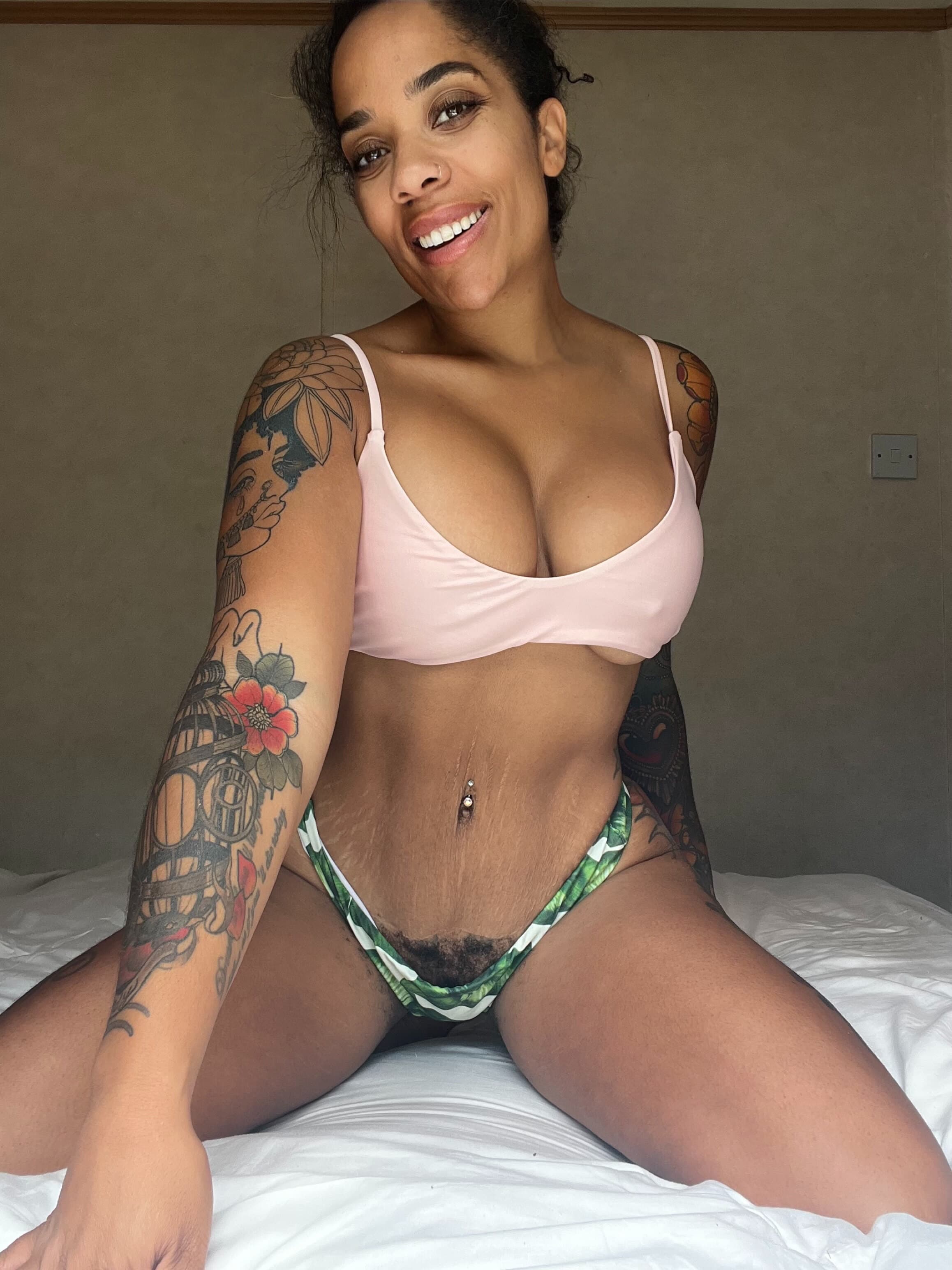 Your Bush Queen 🌳